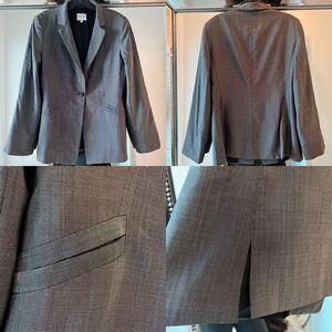 Armani Modern Lightweight Long Sleeve Women’s Blazer